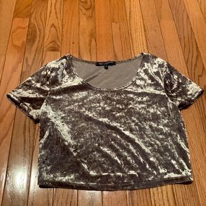 Crushed velvet cropped t shirt